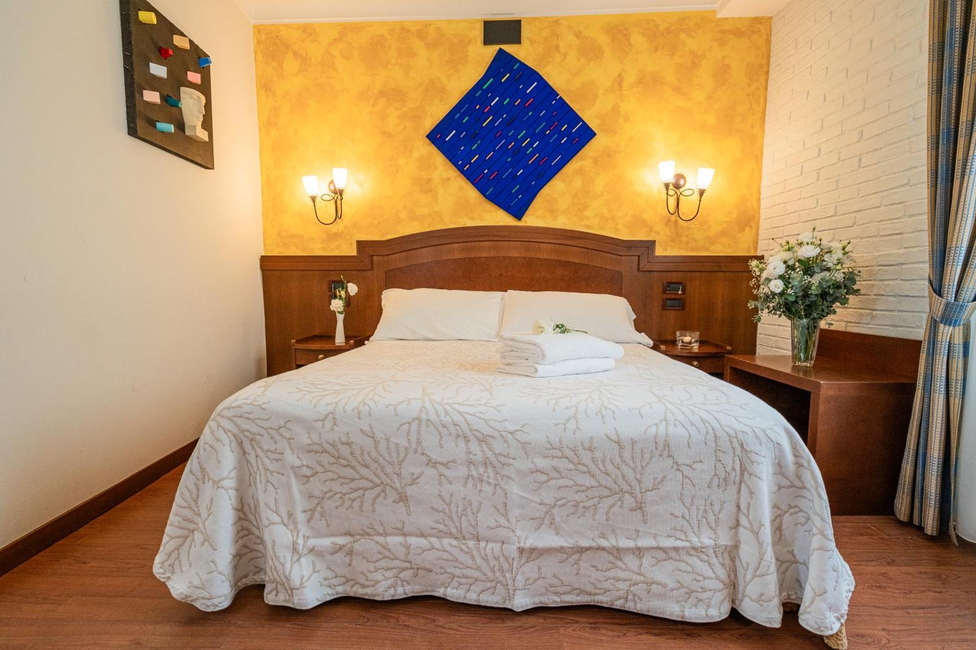 Art Hotel Santa Lucia Termoli Exterior foto